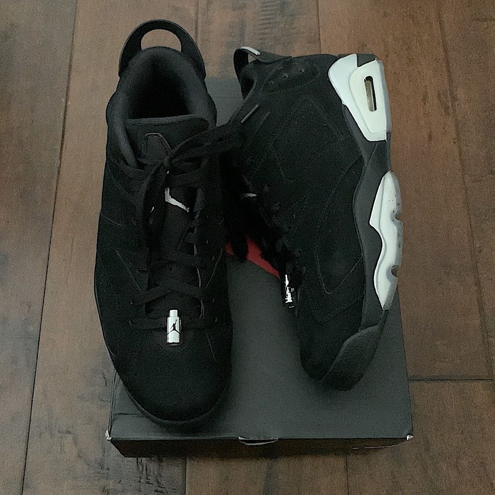 2015 Jordan 6 low “Chrome” size 9.5